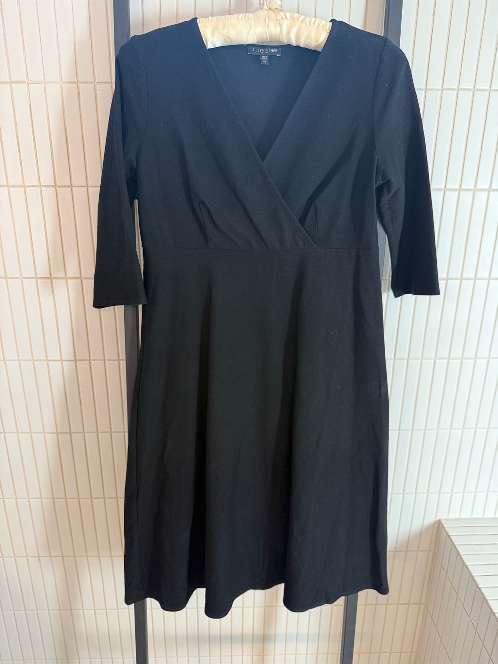 Eileen Fisher Black V-Neck 3/4 Sleeve Knee-Length Dress